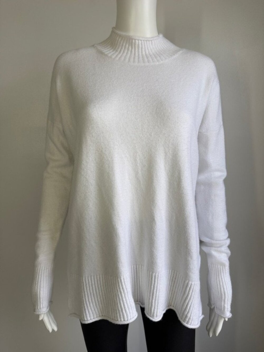 Suncoo Paris Ribbed Mock Neck Sweater – Size T1 (S/M)